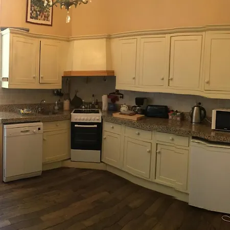 Le Vieux Presbytere بيت للعطل *